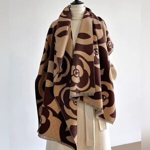 Brown Floral Patterned Warm Scarf